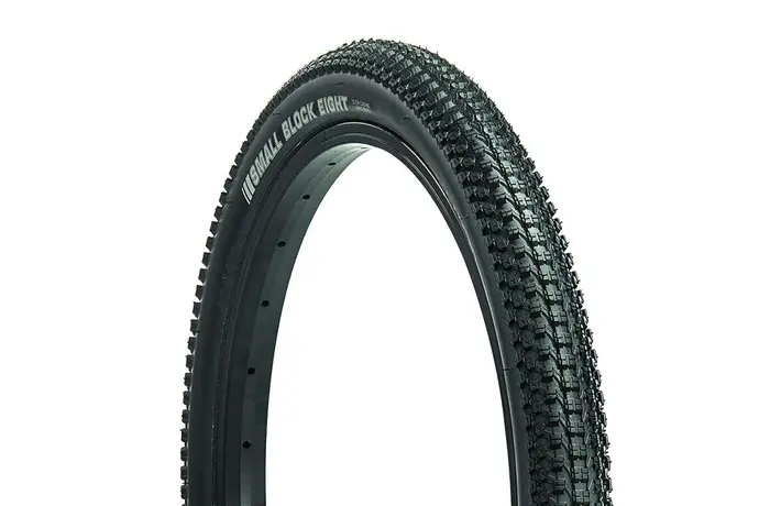 Kenda Small Block Eight (K1047 / Pro)